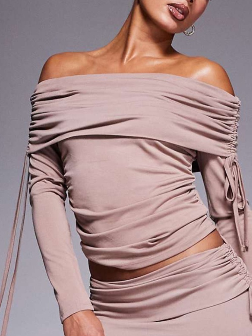 ASOS Off-Shoulder Ruched Long Sleeve Top in Dusty Pink Size Small (set)